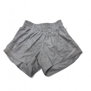 Lululemon Hotty Hot 2” Shorts Size 2  In Gravel Dust Pastel Blue  Lined